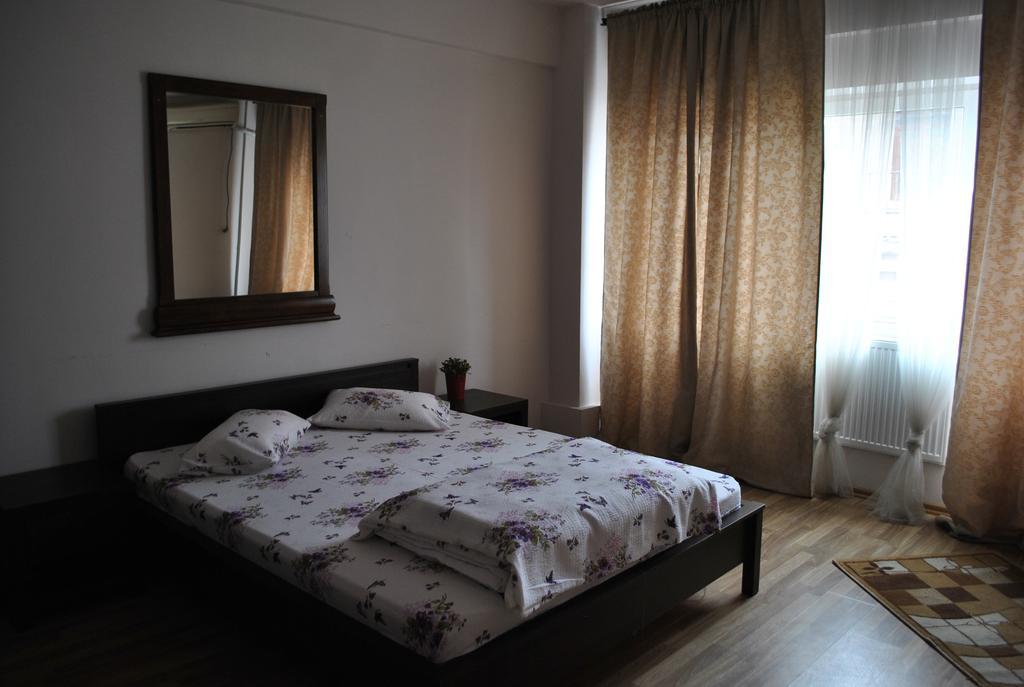 Vogue Hostel Бухарест Екстер'єр фото