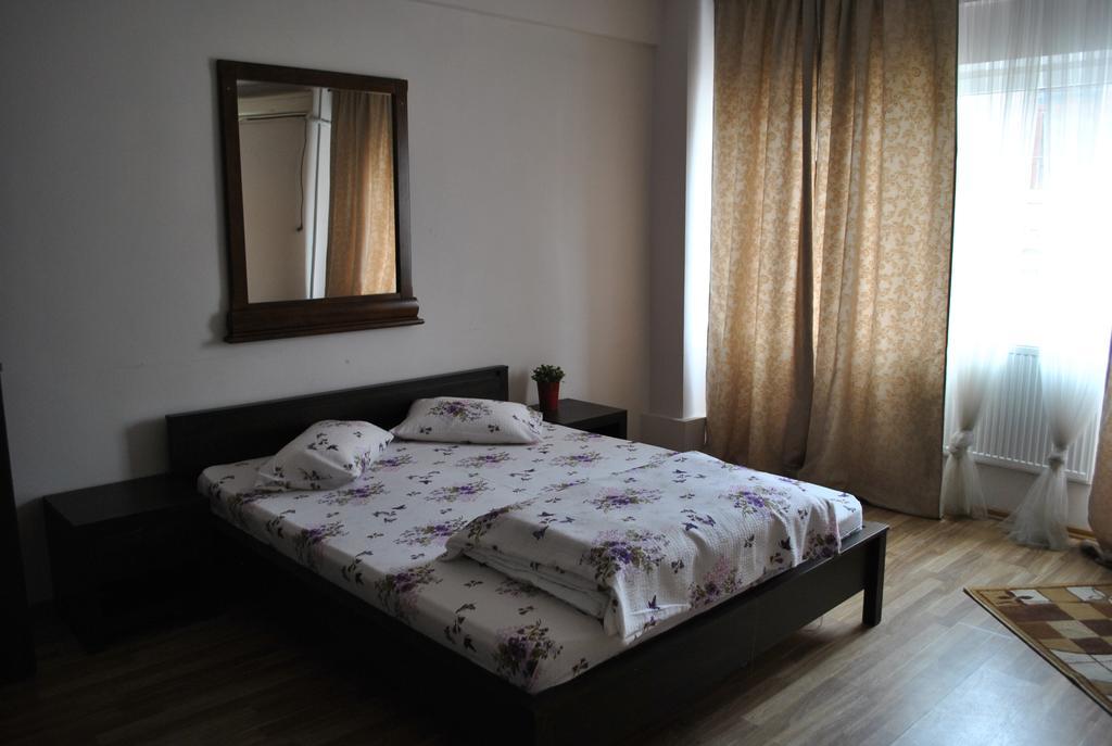 Vogue Hostel Бухарест Екстер'єр фото