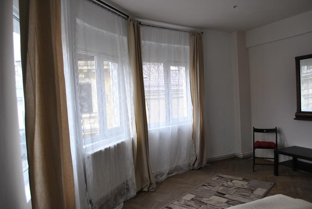 Vogue Hostel Бухарест Екстер'єр фото