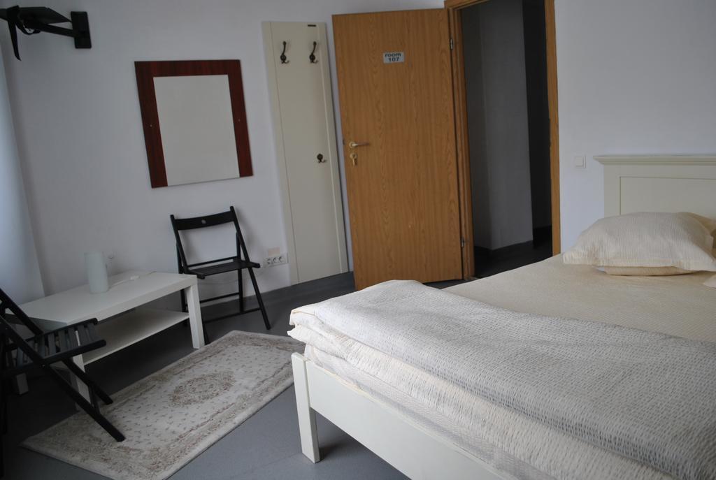 Vogue Hostel Бухарест Екстер'єр фото