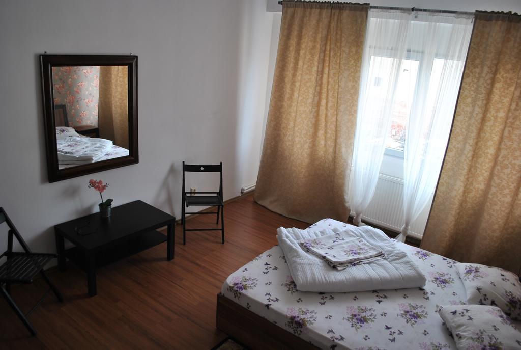 Vogue Hostel Бухарест Екстер'єр фото