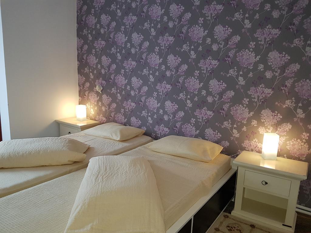 Vogue Hostel Бухарест Екстер'єр фото